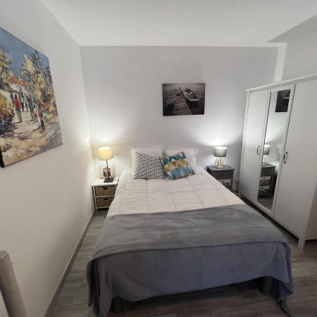 Le P'Tit Gris Apartment Rochefort  Exterior photo